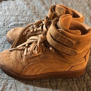 Puma High Tops, Tan Leather Size 7